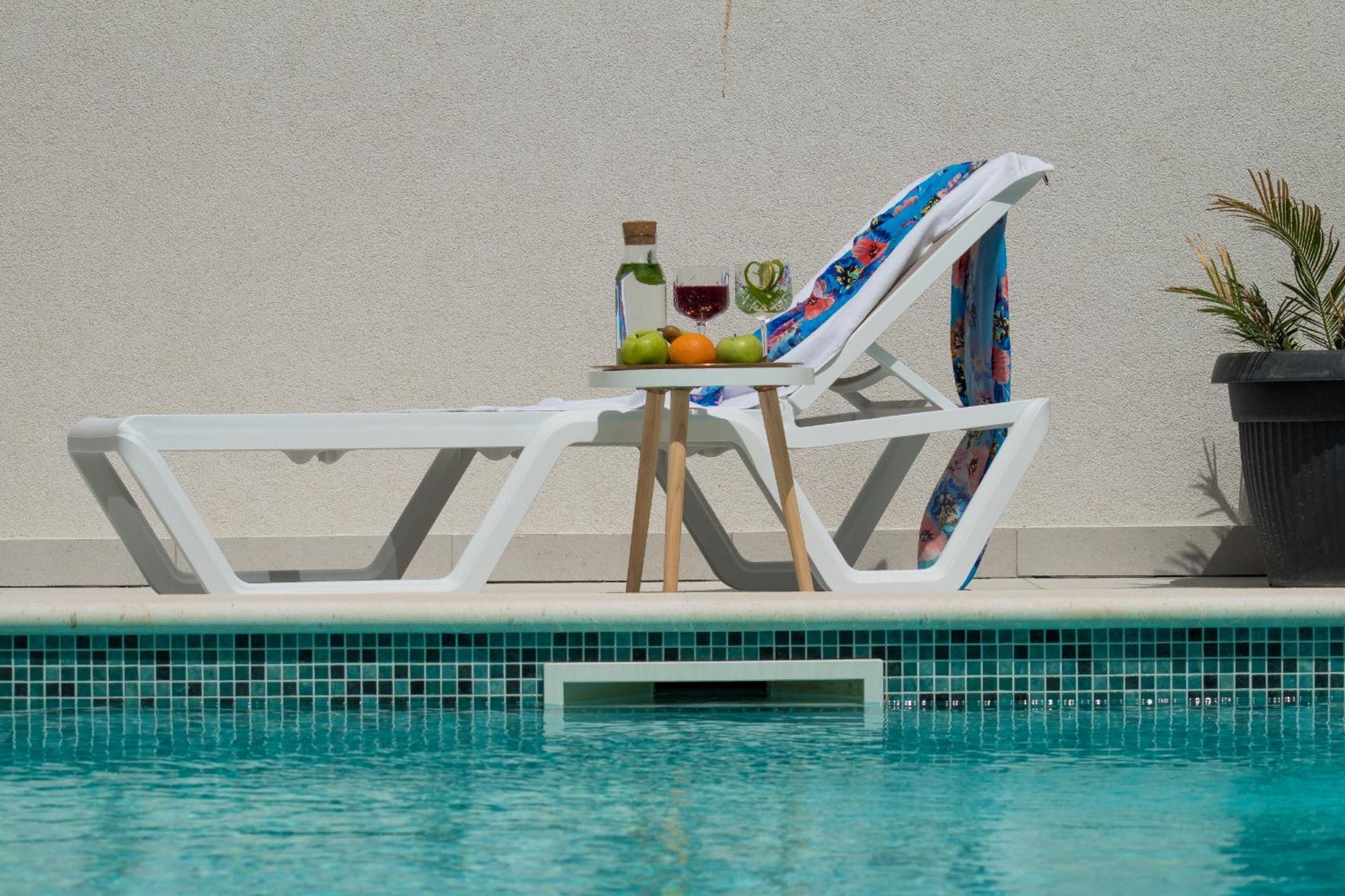 Luxury Citrin With Shared Pool Leilighet Makarska